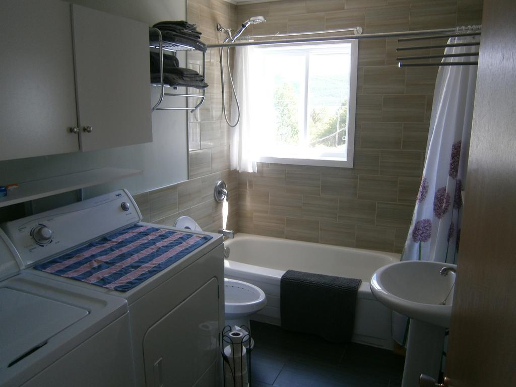 LʼAnse-Saint-Jean Apartement Mirador Du Fjord מראה חיצוני תמונה